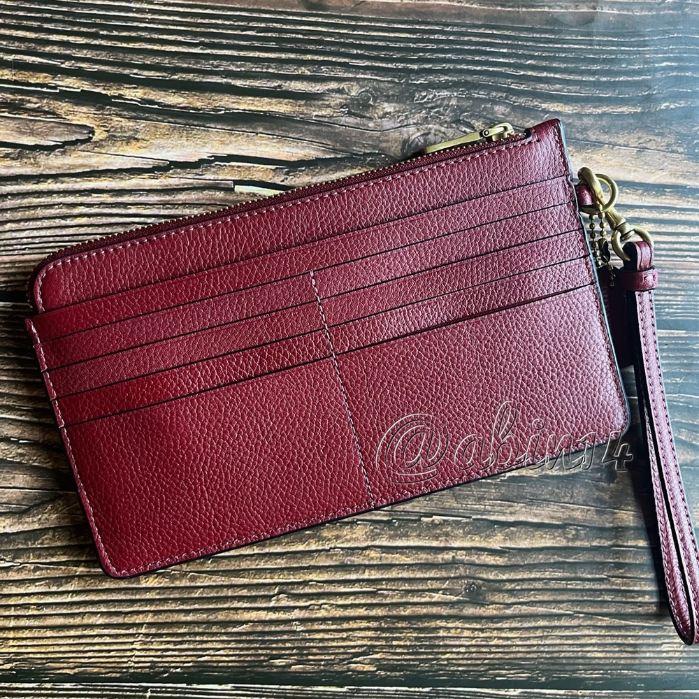 NWT Coach Pebble Leather L Zip Wristlet - Picture 2 of 5